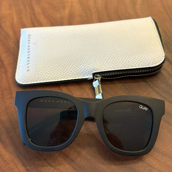 Quay Australia Accessories - Quay Australia Sunglasses - After Hours